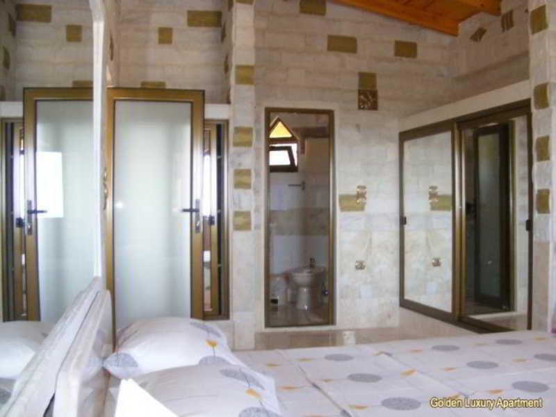 Paco'S Resort Gaios Bagian luar foto