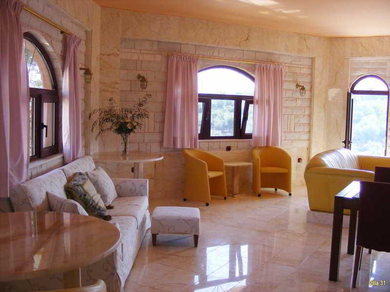 Paco'S Resort Gaios Bagian luar foto