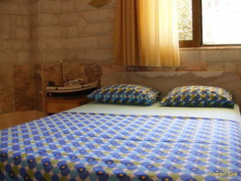 Paco'S Resort Gaios Bagian luar foto